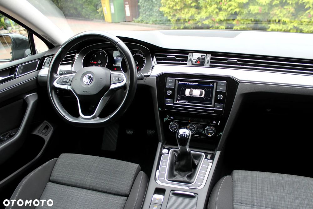 Volkswagen Passat 2.0 TDI EVO Business - 11