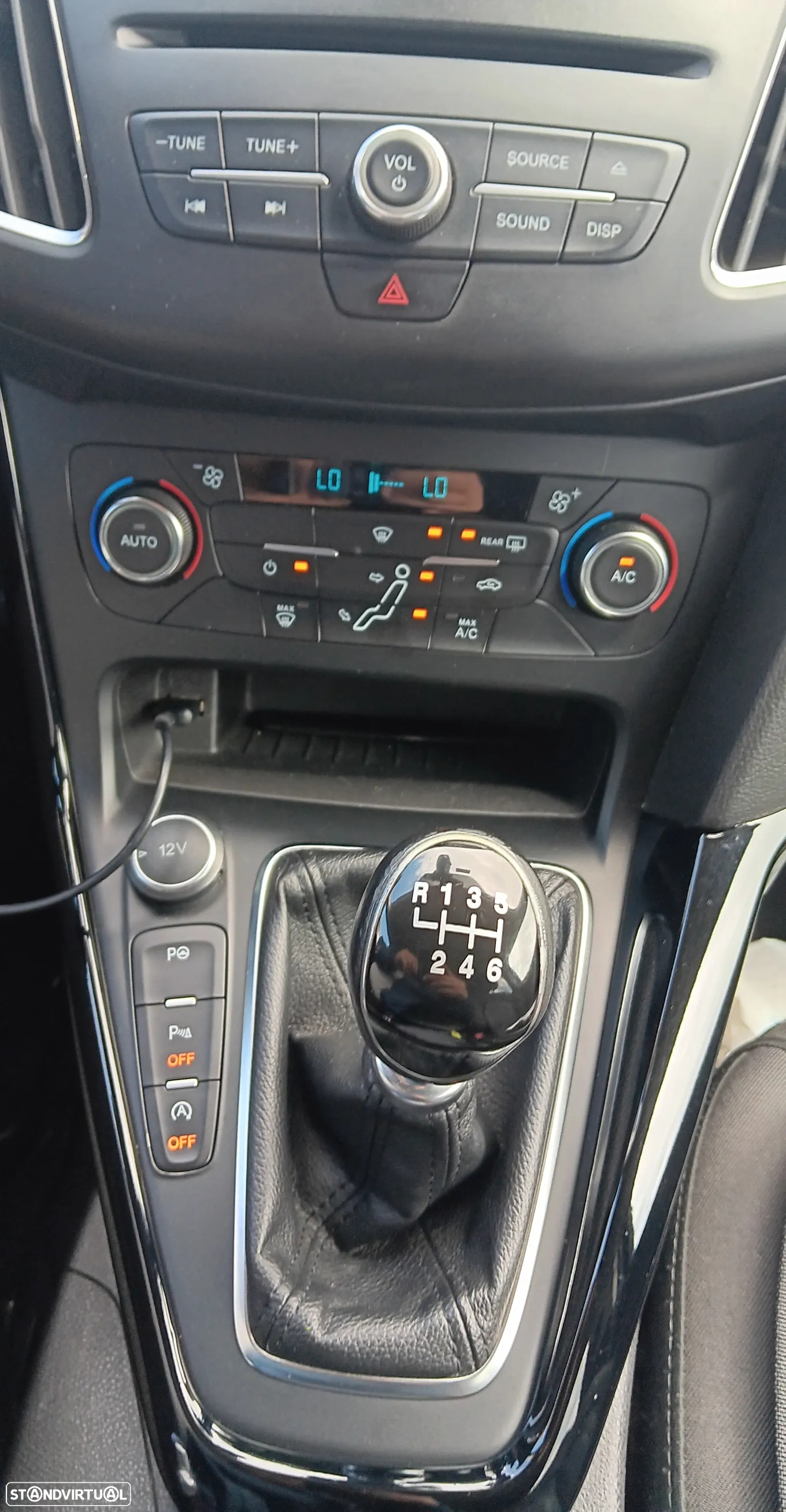 Ford Focus SW 1.5 TDCi Titanium - 21