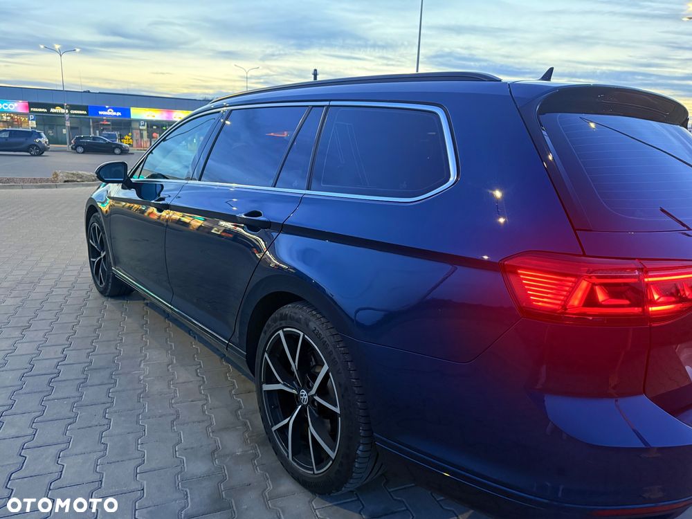 Volkswagen Passat Variant 2.0 TDI SCR DSG Business - 6