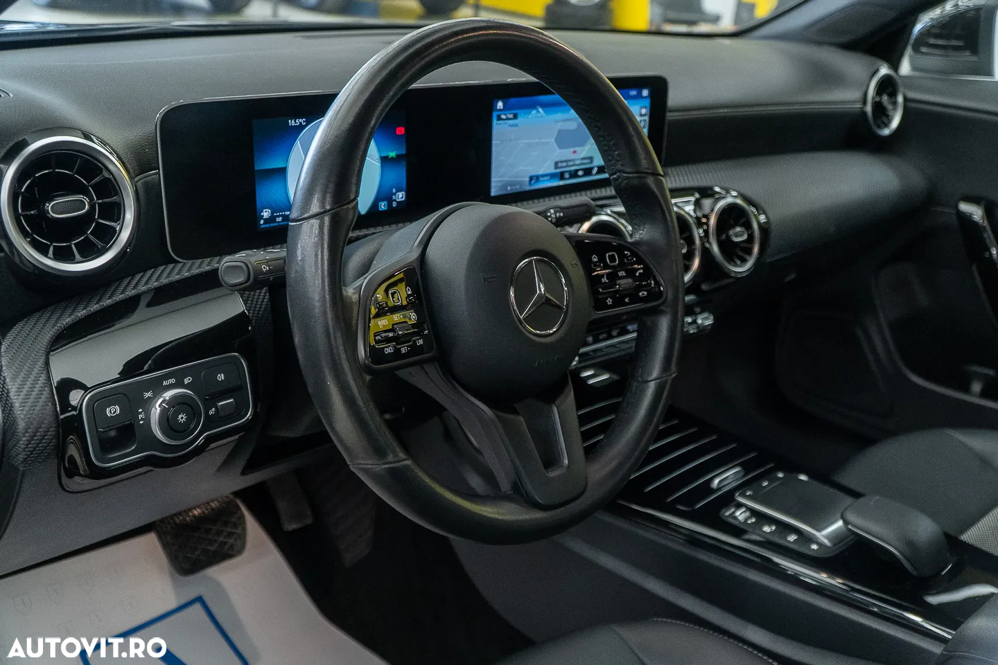 Mercedes-Benz CLA 180 7G-DCT Progressive Line Advanced - 7