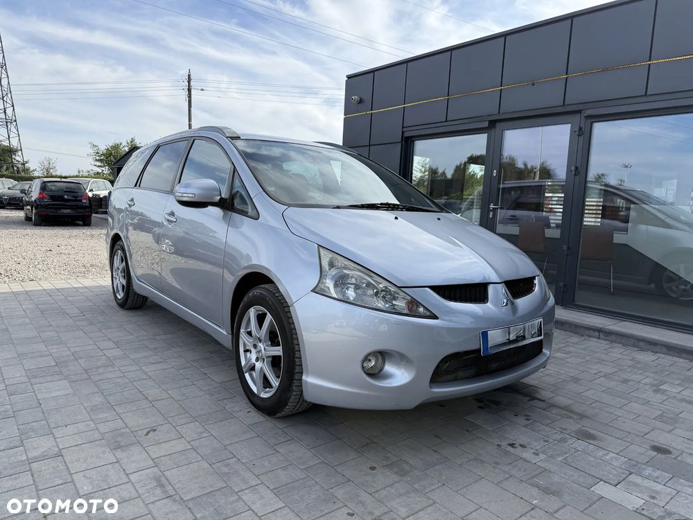 Mitsubishi Grandis 2.4 Inform - 3