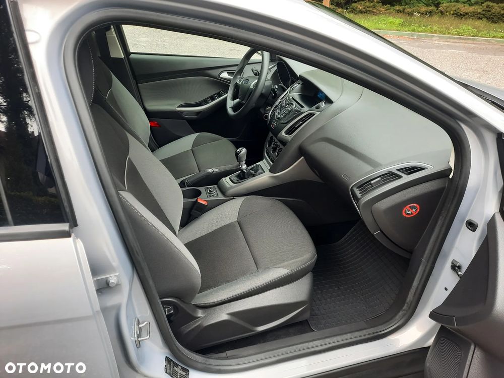 Ford Focus 1.6 TDCi Edition - 10