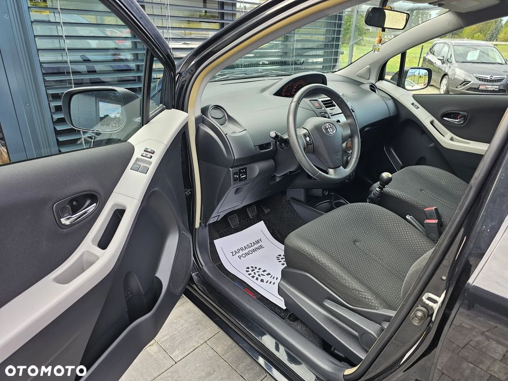 Toyota Yaris 1.33 Luna - 8