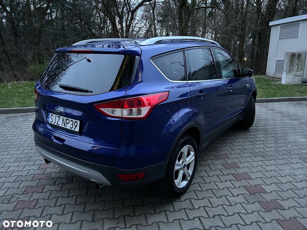 Ford Kuga - 10