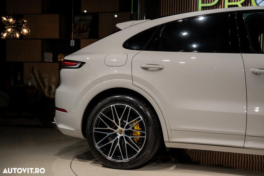 Porsche Cayenne Coupe - 20