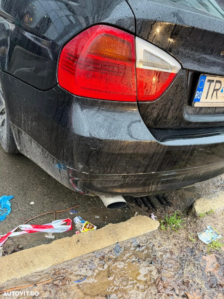 BMW Seria 3 318d - 11