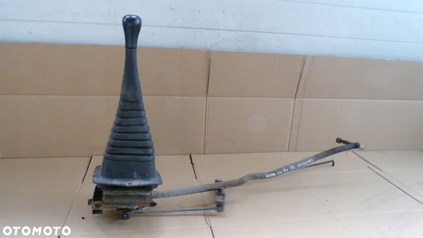 VW TRANSPORTER T4 1.9D LEWAREK WYBIERAK 701711025C - 7
