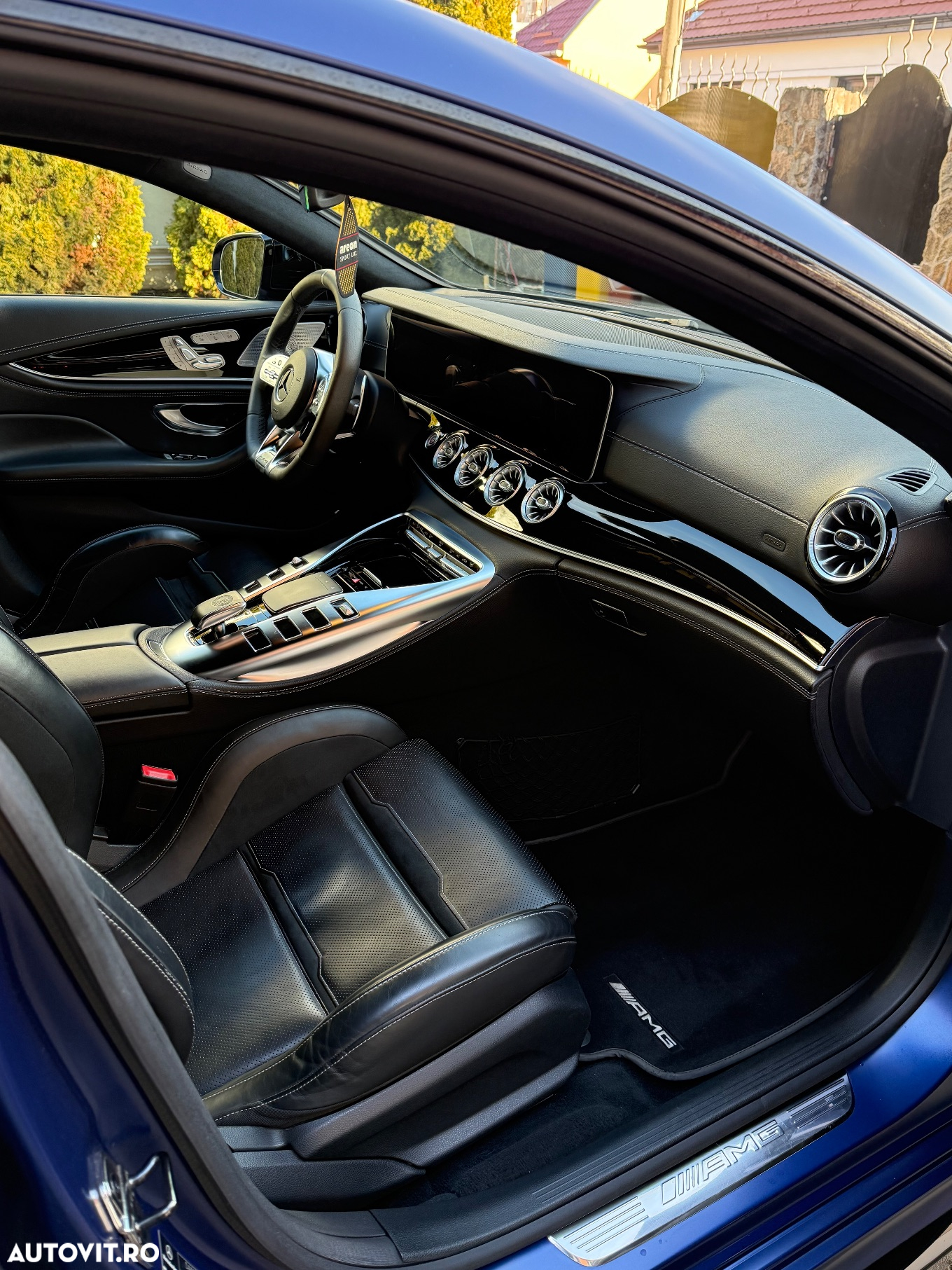 Mercedes-Benz AMG GT-S 63 4MATIC+ - 7