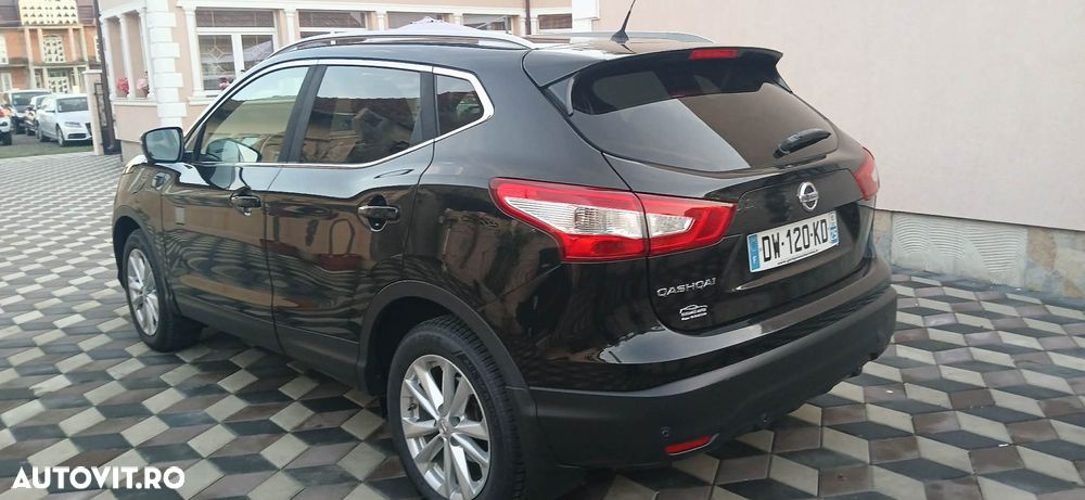 Nissan Qashqai 1.6 DCI ALL-MODE 4x4i N-Connecta - 4