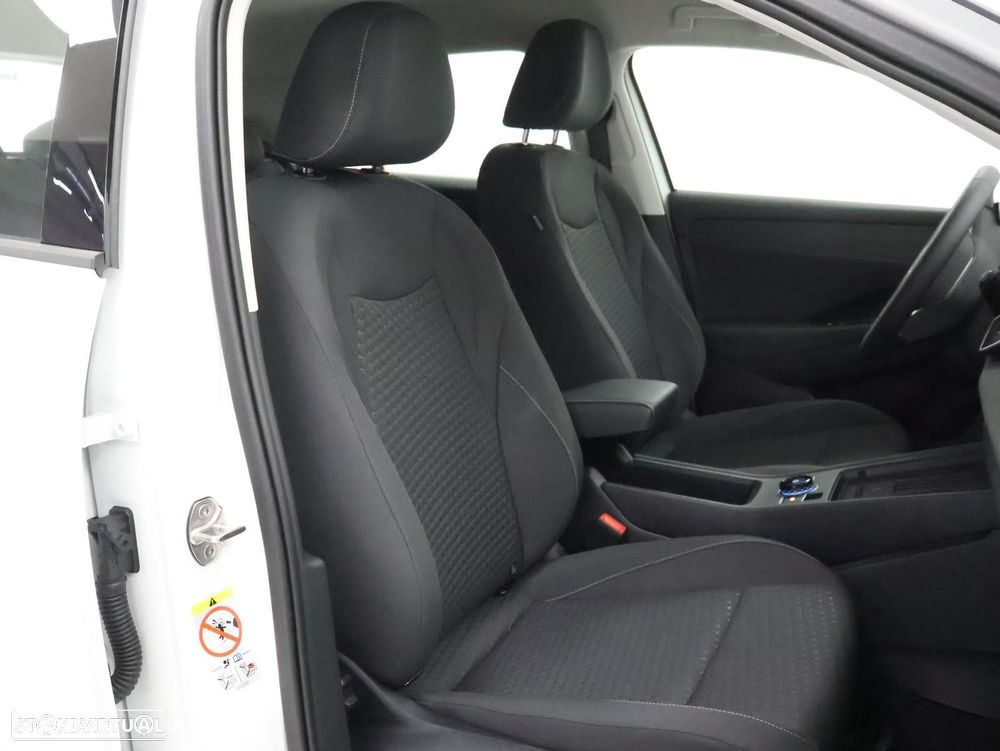 VW T-Roc 1.5 eTSI Trend DSG - 29