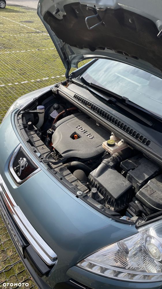 Peugeot 3008 2.0 HDi HYbrid4 - 35