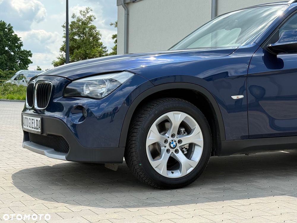 BMW X1 sDrive18i - 13