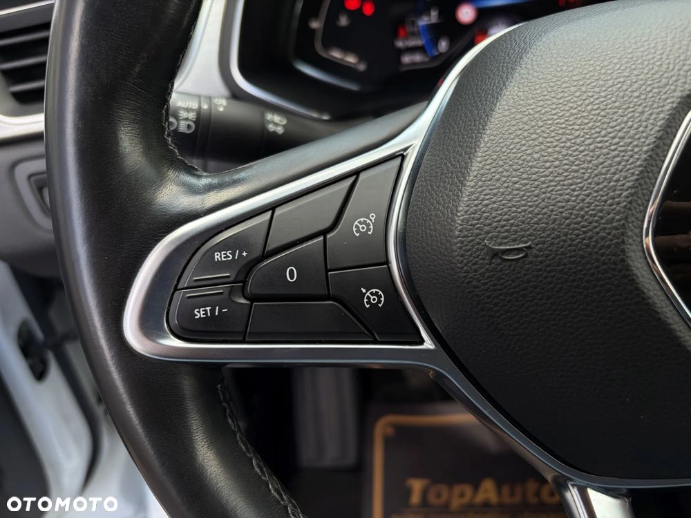 Renault Captur TCe 100 BUSINESS EDITION - 23