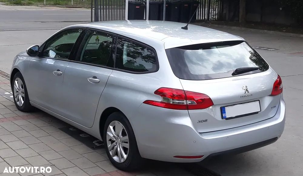 Peugeot 308 - 5