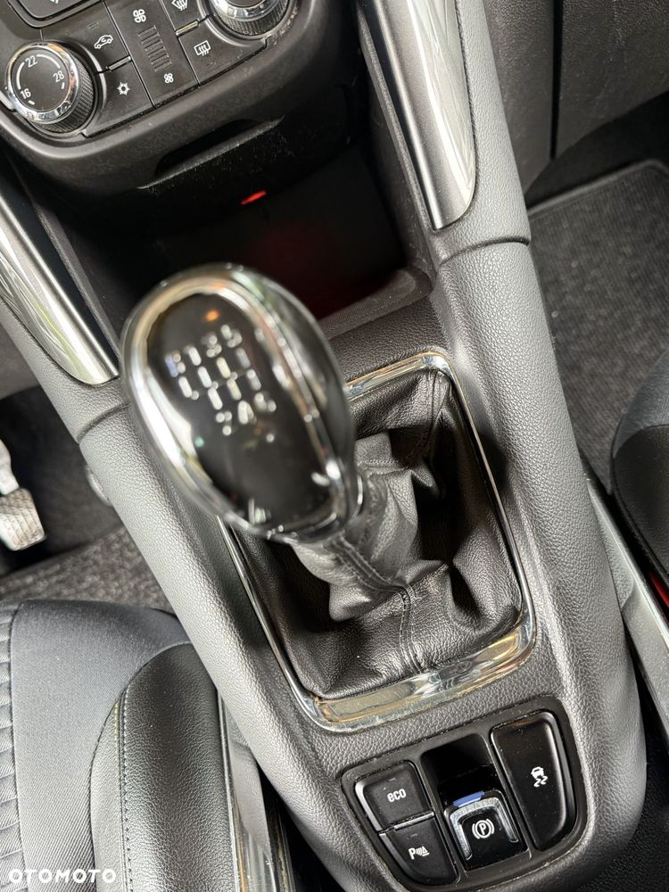 Opel Zafira 1.4 Turbo (ecoFLEX) Start/Stop Business Innovation - 32