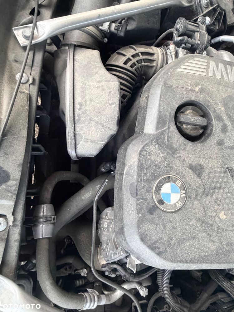 BMW Seria 5 520d xDrive mHEV M Sport - 9