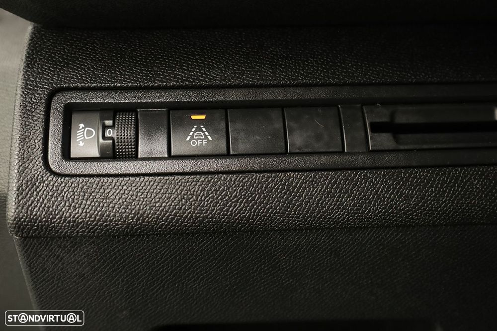 Peugeot 3008 1.2 Hybrid Allure Pack e-DCS6 - 18
