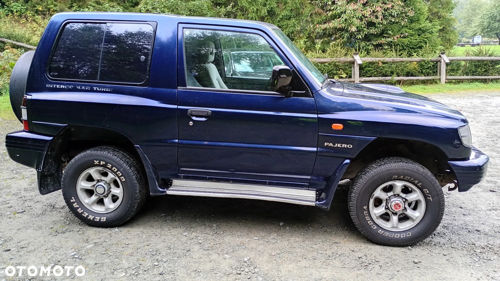 Mitsubishi Pajero 2.5 TD GL - 15