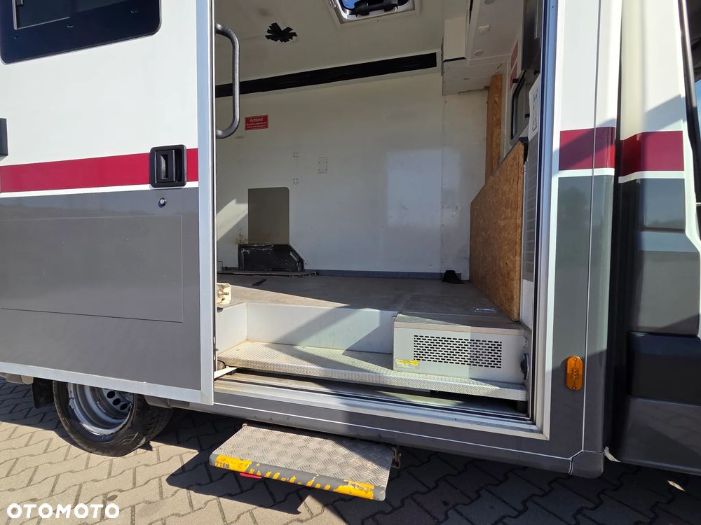 Mercedes-Benz Sprinter - 34