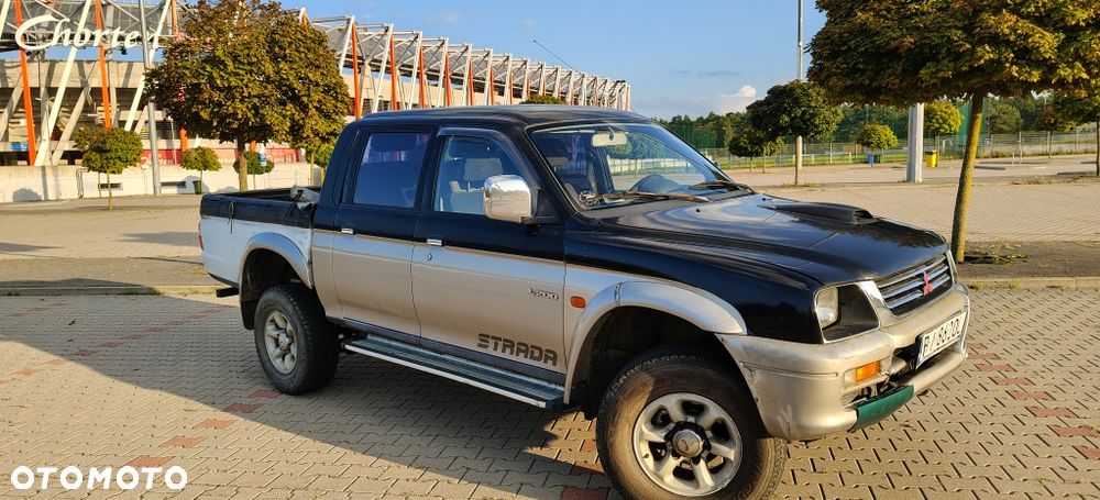 Mitsubishi L200 - 1