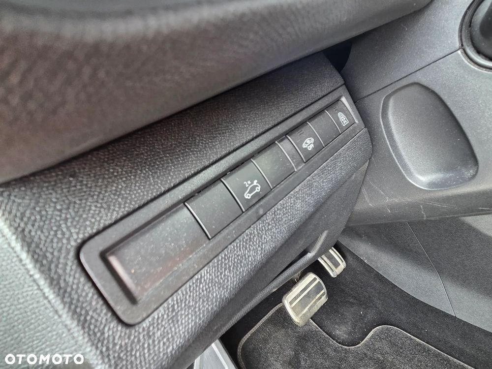 Peugeot 3008 BlueHDi 180 Stop & Start EAT6 GT - 28