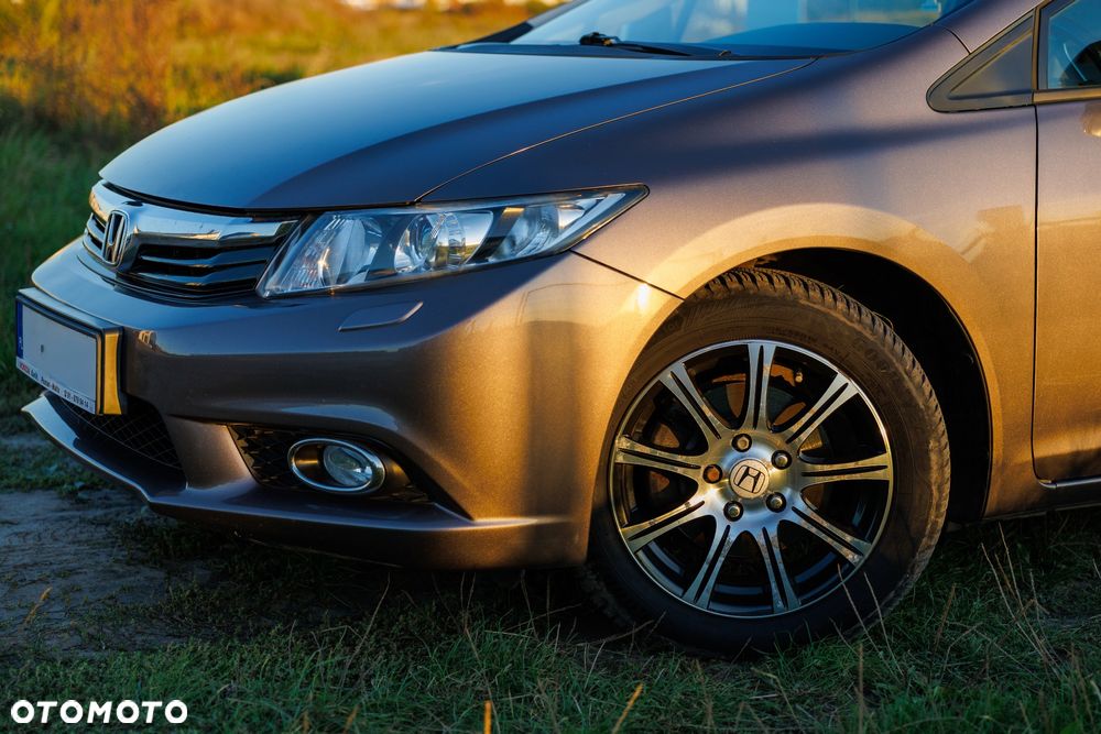 Honda Civic 1.8 Executive - 6