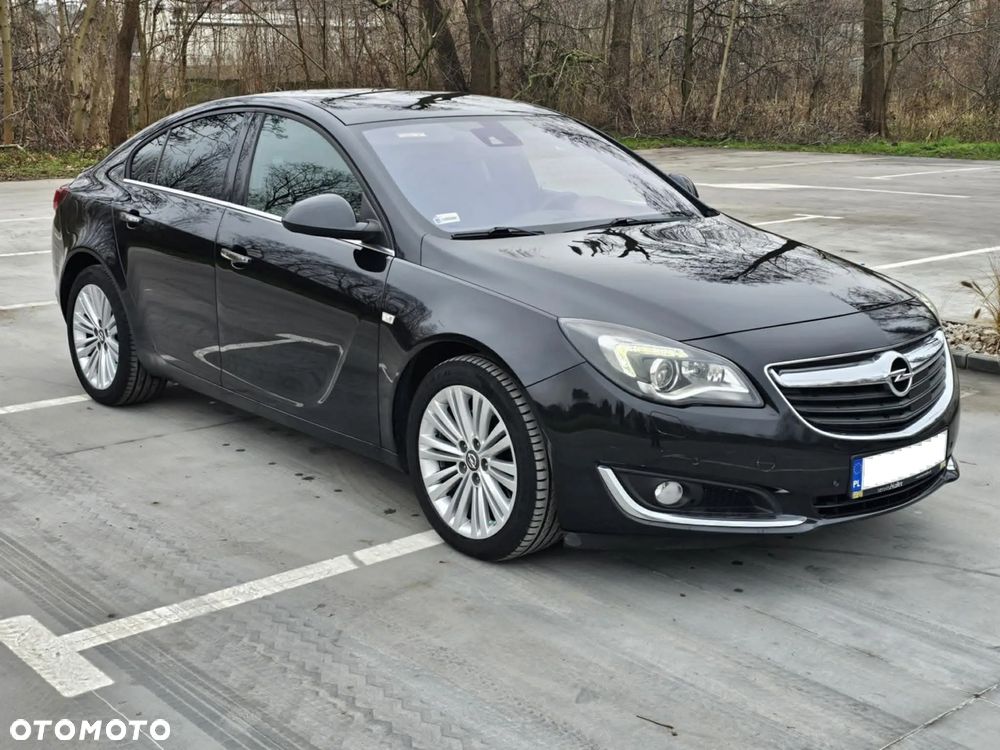 Opel Insignia 2.0 T Cosmo 4x4 - 2