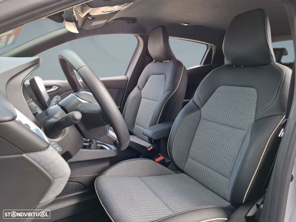 Renault Clio 1.0 TCe Techno - 11