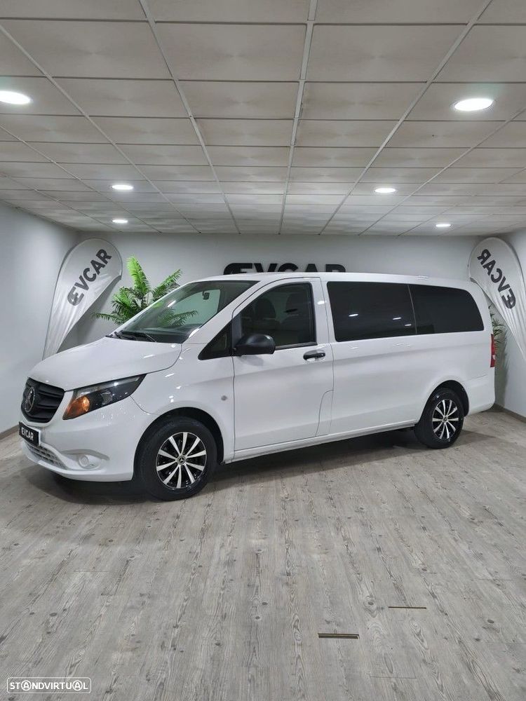 Mercedes-Benz Vito 114CDI AUTO 6LUGARES - 23