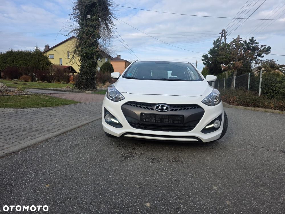 Hyundai i30 1.4 Fifa World Cup Edition - 33