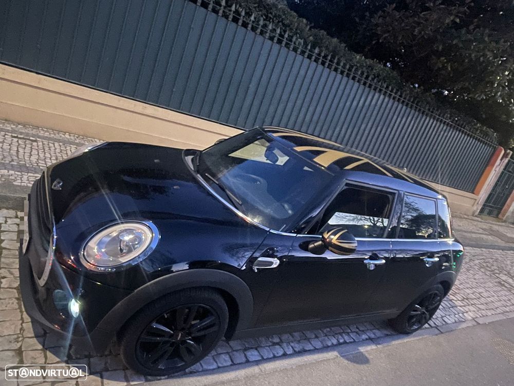 MINI 5 Portas Cooper D - 2