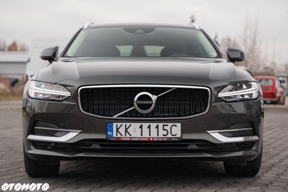 Volvo V90 D3 Geartronic Momentum Pro - 18