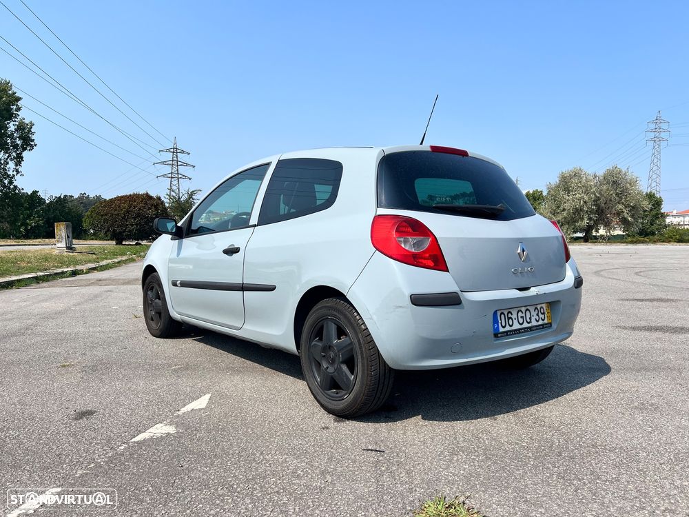 Renault Clio 1.5 dCi Dynamique S - 7