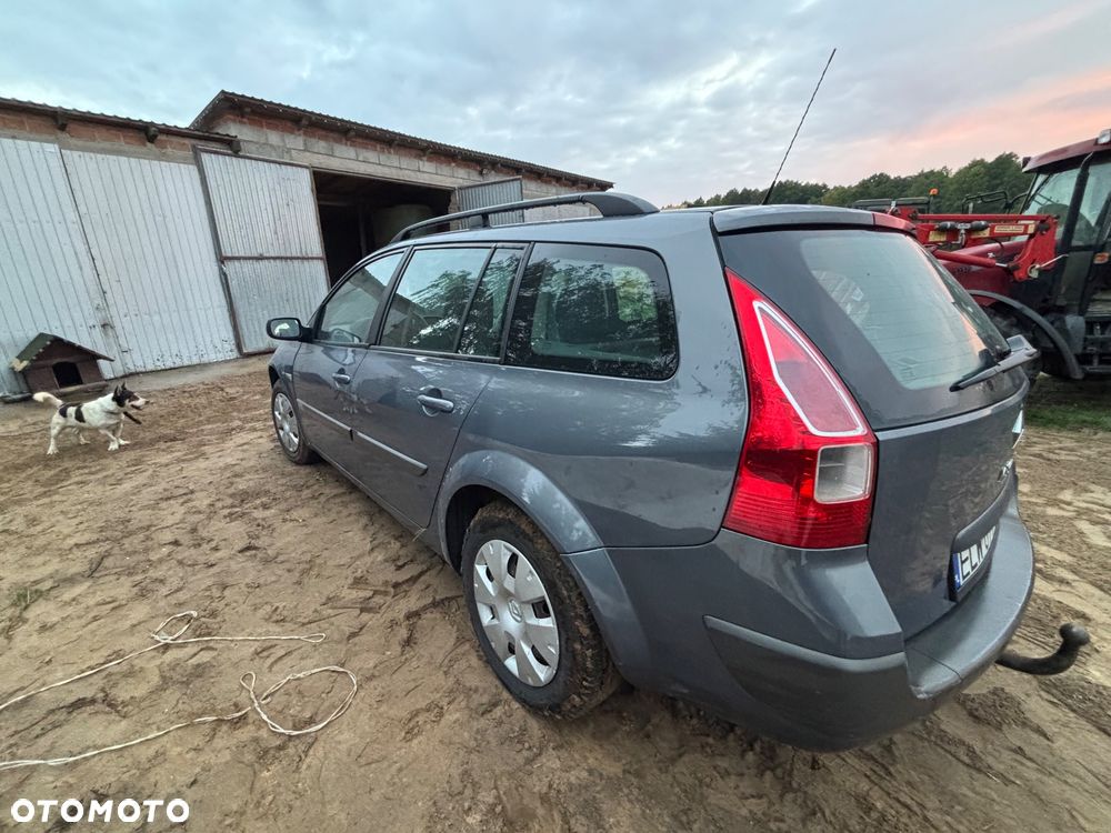 Renault Megane 1.6 16V Confort Authentique - 3