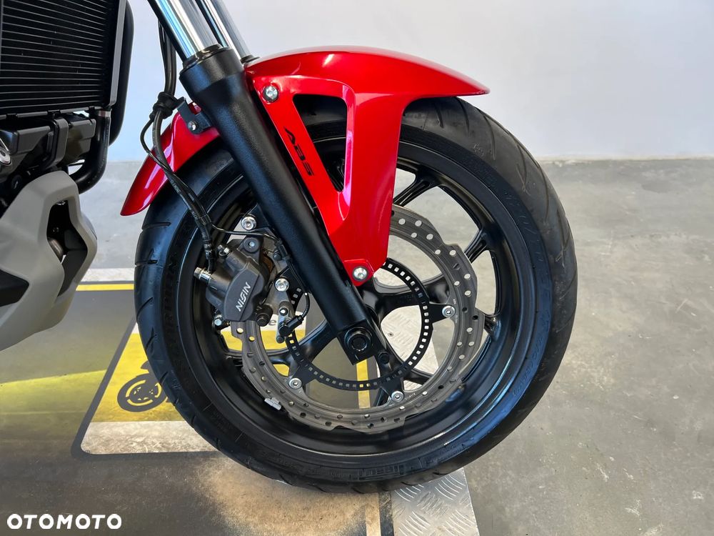 Honda NC - 19