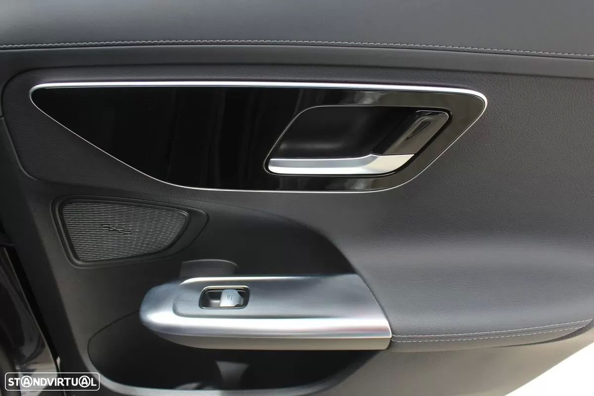 Mercedes-Benz C 220 d AMG Line - 36