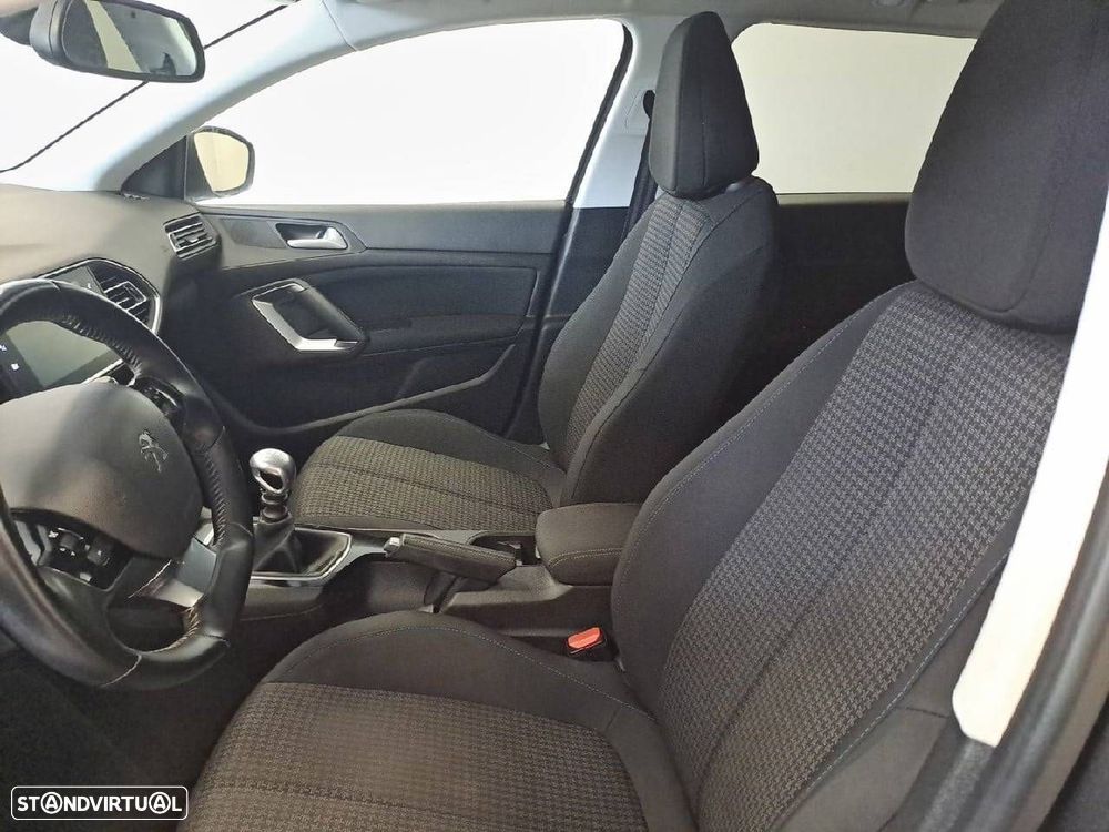 Peugeot 308 SW 1.2 PureTech Style - 9