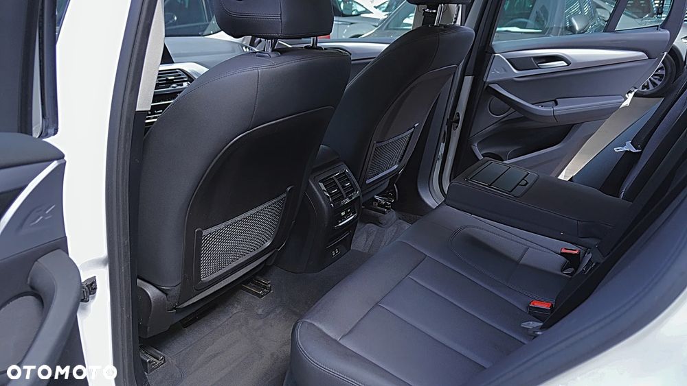 BMW X3 - 18