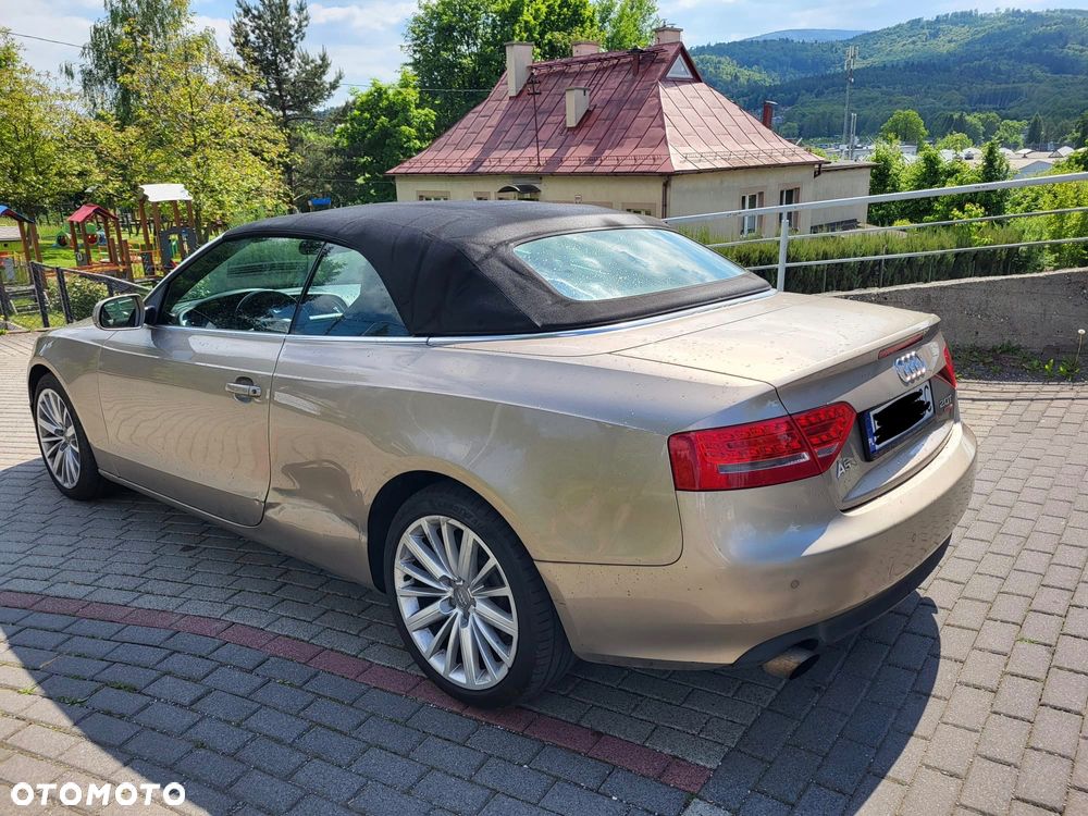 Audi A5 Cabrio - 6