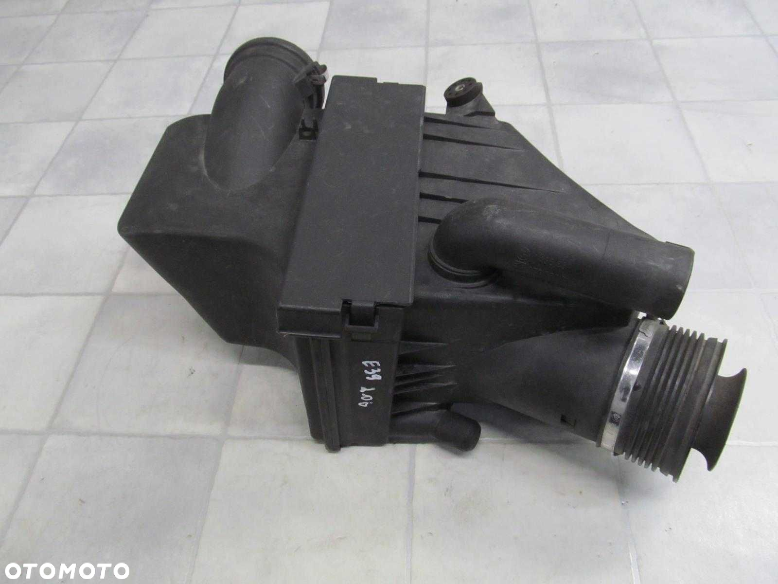 BMW E39 2.0 D OBUDOWA FILTRA POWIETRZA - 2