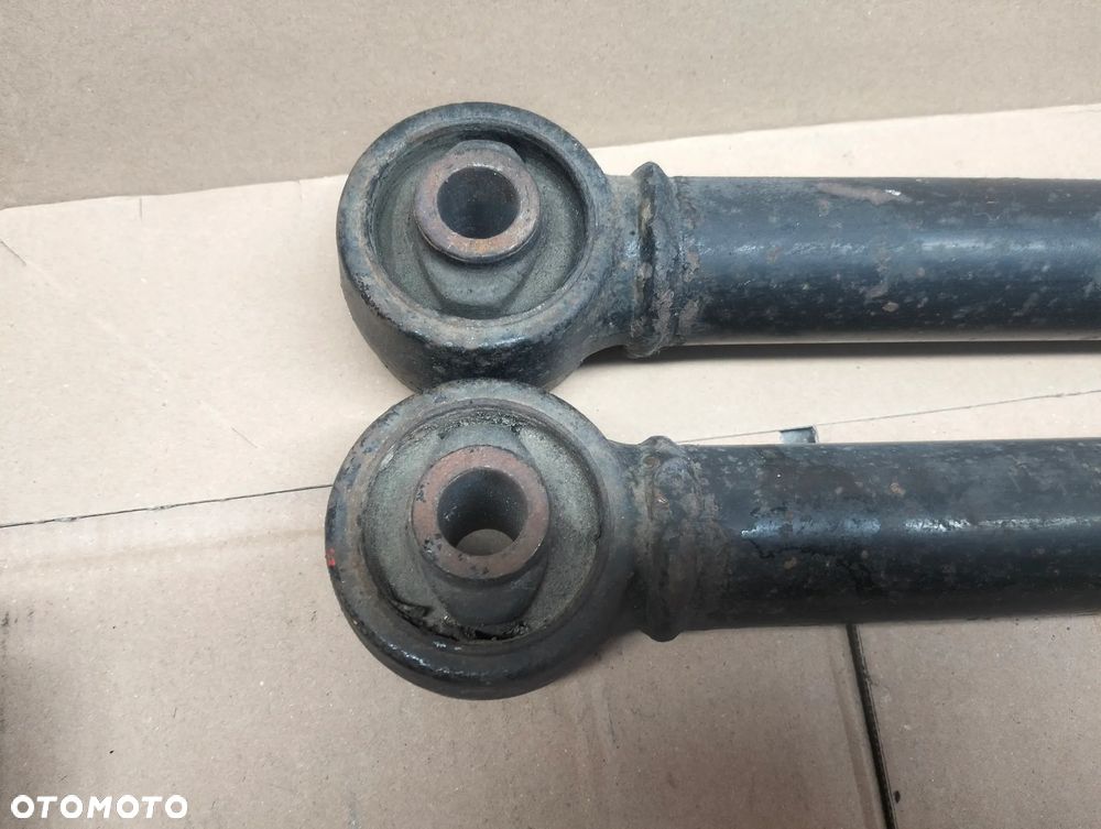 TOYOTA LAND CRUISER HDJ80 WAHACZ TYŁ - 3