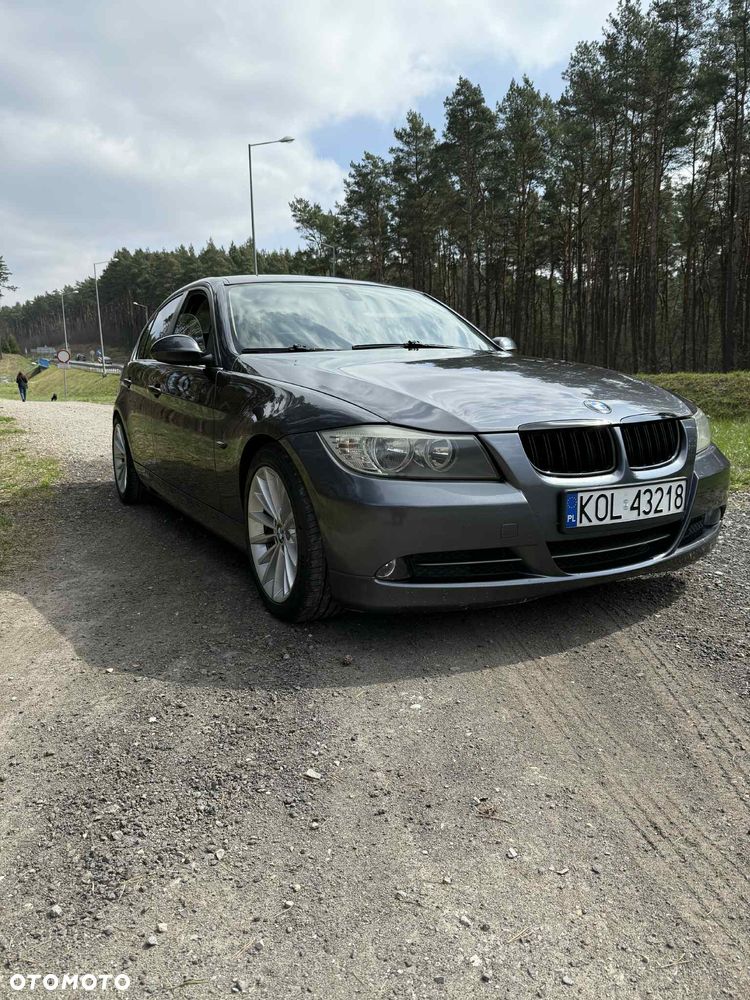 BMW Seria 3 330i - 4