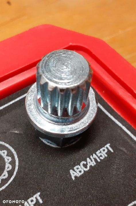 Nasadka adapter złodziejka do śrub Audi VW Seat Skoda VAG - 6