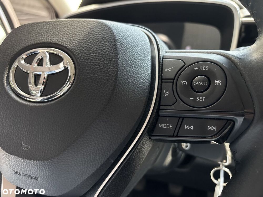 Toyota Corolla - 23