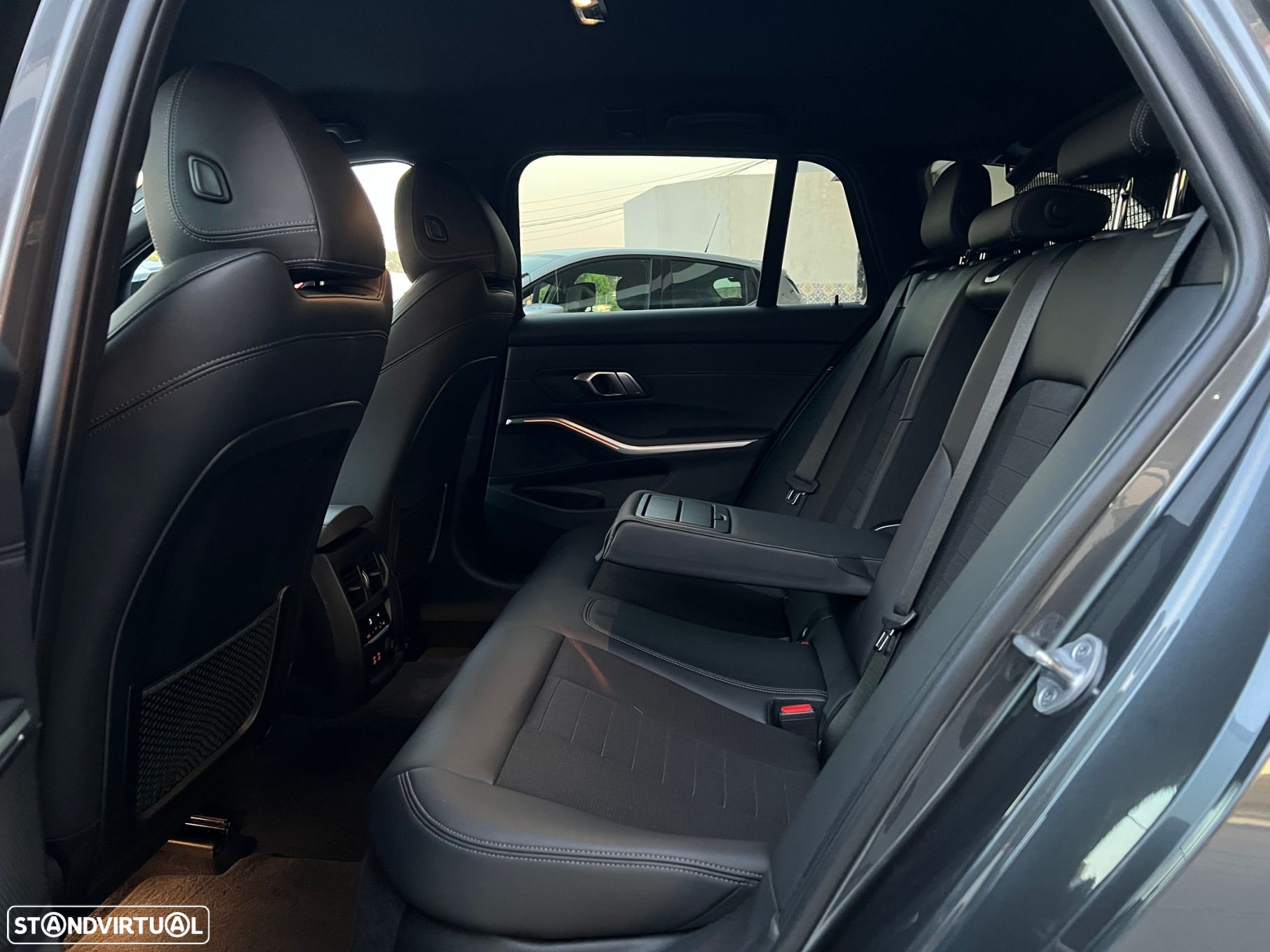 BMW 320 d Touring Line Sport Auto - 31