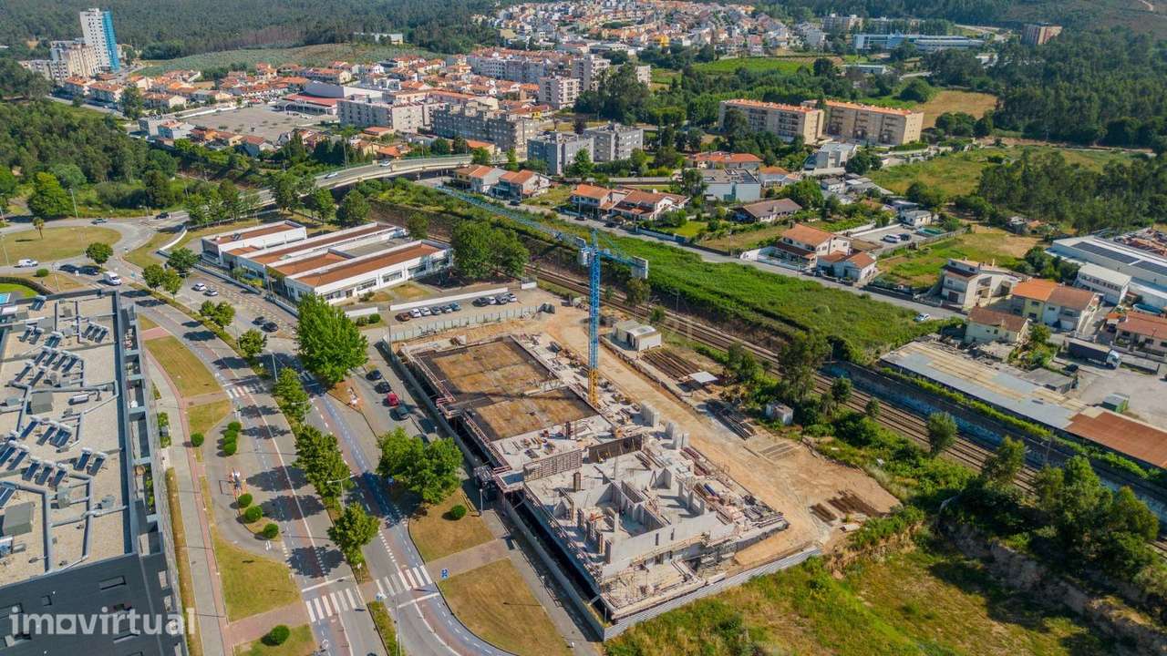 Brisa D´Avenida Residences | T3 NOVO | VARANDA | 2 lugares de parqueam - Grande imagem: 2/38