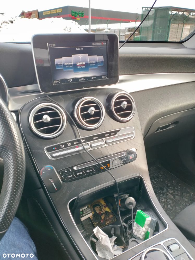 Mercedes-Benz GLC - 12