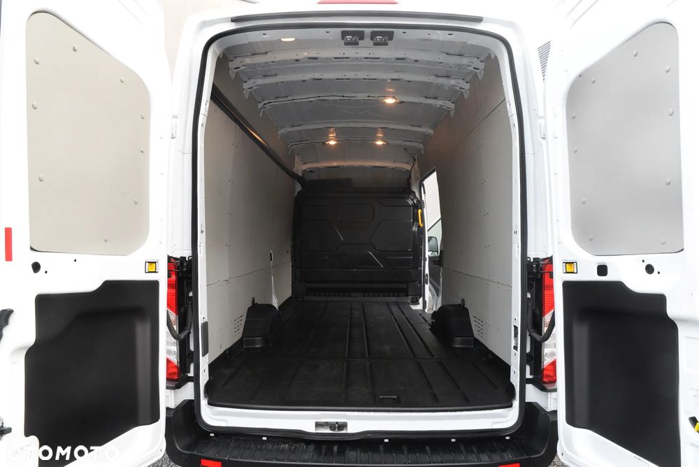 Ford Transit - 23