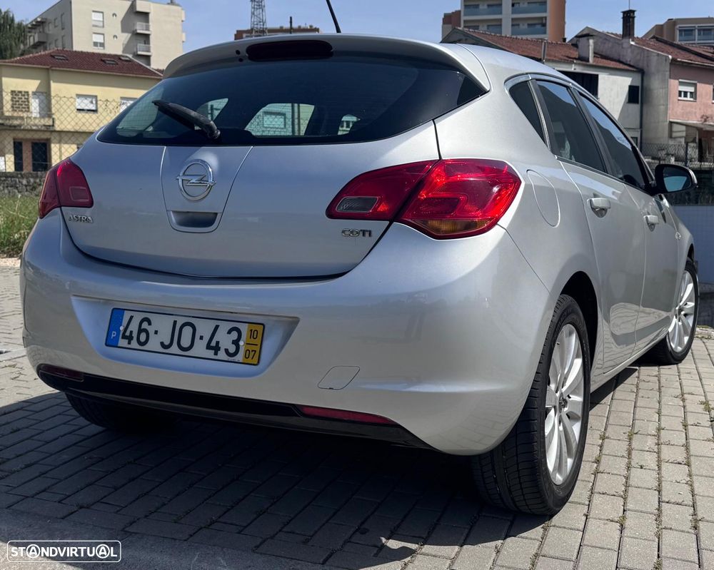 Opel Astra 1.7 CDTI Cosmo - 3