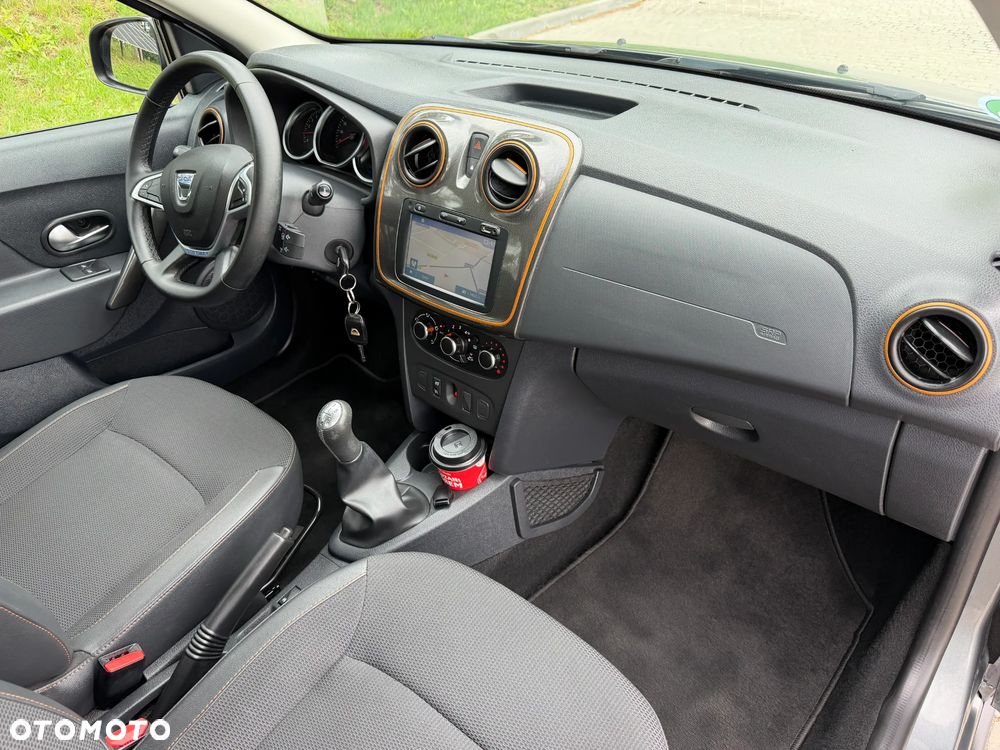 Dacia Sandero Stepway TCe 90 (S&S) Celebration - 18